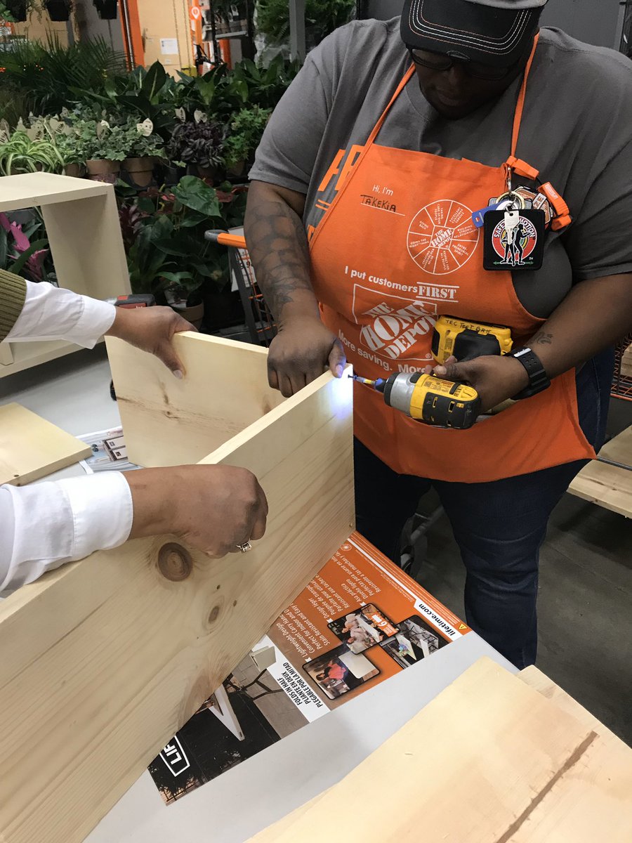 I did the DIH workshop today🛠🛠🛠#homedepot2718