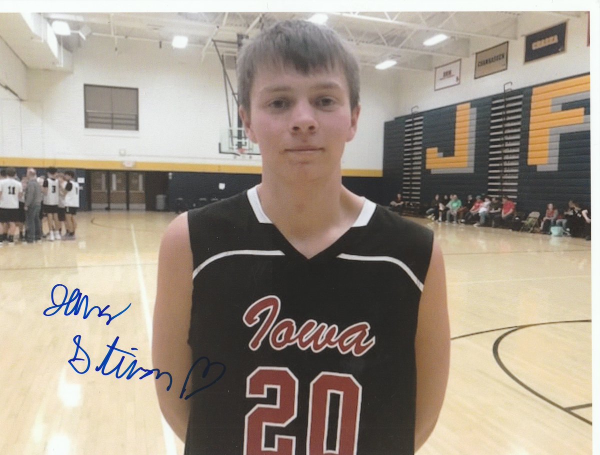 MikeSorenson1's tweet photo. A huge shout out to James Stimson who scored his 1000th career point and autographed a photo after the huge victory tonight! @jamesdastimson @mquigs3 @SF_Cougarbball @FbarstoolS @Jacobhoth50
@bergman_dylan @TNT5Basketball #Respect #OneThousandPoints https://t.co/XWoXK2AE5K