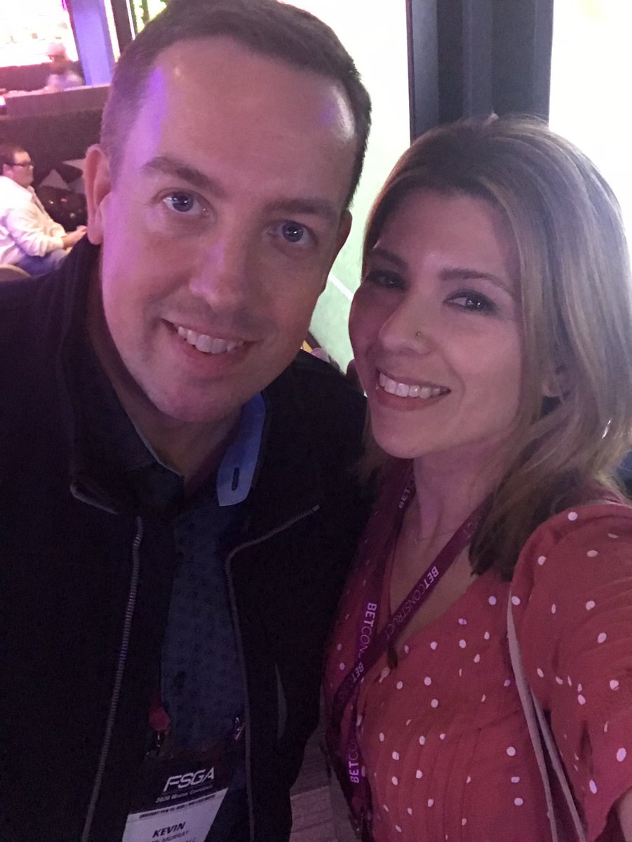 DrKJMurray's tweet photo. Outstanding couple of days at #FSGAWinter20 spending time with some amazing people in the fantasy industry. Doesn’t get better than the incredibly talented @LizLoza_FF! https://t.co/pTS7nlmKXU