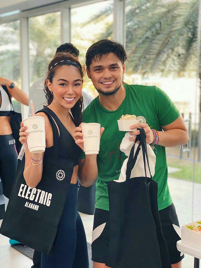 SaladStopPH's tweet photo. It’s all smiles and high energy when you enjoy a salad or wrap and refreshing smoothie after an @teamelectricph ride! We hope everyone loved their SaladStop! treats.

(photo by @spammymantha)

#saladstopph #EatWideAwake #SaladStopPHxElectricStudio https://t.co/DRznzFftez
