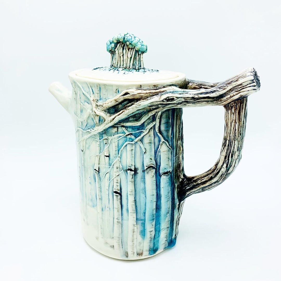 more_idey's tweet photo. Шедевры керамики от @heesooceramics https://t.co/llcBiMYgXV