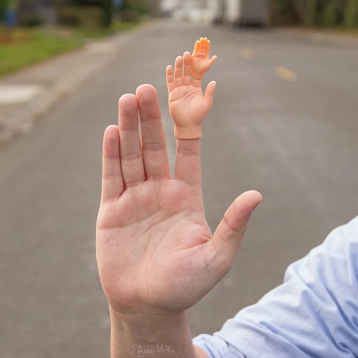 cursed_presents's tweet photo. Finger Hands For Finger Hands 🖐☝️
(make sure you have finger hands before getting finger hands for finger hands)

#cursedpresents #cursed #fingerhands

https://t.co/Iy5aSRK0Z2 https://t.co/crC1kPeC8g