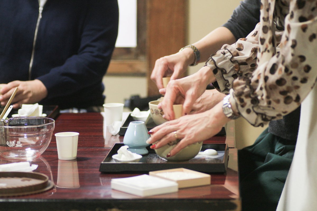 koto_workshop's tweet photo. 2020年１月25日開催‼
🍵はじめての抹茶点て・美味しい抹茶の入れ方workshop🍵
浜離宮恩賜庭園で開催されるワークショップです。
（東京・汐留）
興味のある方是非ご参加くださいませ(^^♪

1/25　10：00～11：30／13：00～14：30
参加申込・URL↓
https://t.co/tSxHdb0XQ5
＃抹茶　＃抹茶点て　＃体験 https://t.co/pi9k58EYep