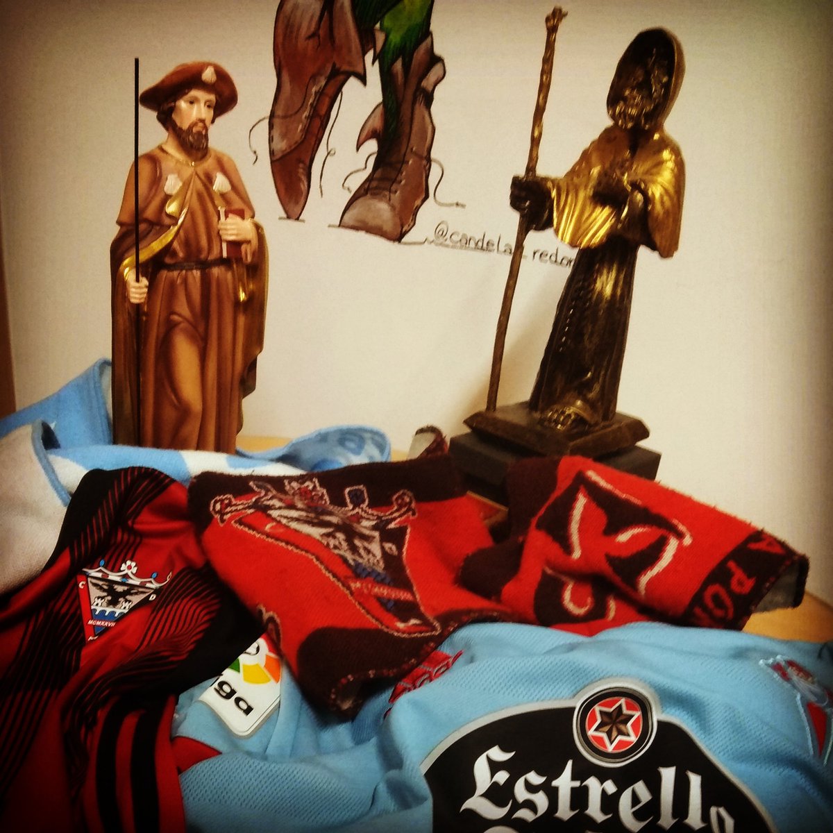 RockeMeigas's tweet photo. Cuando tienes el corazón más parti'o que @AlejandroSanz. Es lo que tiene #noitesderockemeigas. #fusiontotal #norem #galicia #mirandadeebro @c.d.mirandes @RCCelta. @estrellagalicia #folkrock #noites #meigas @somosrfef @copadelreyofficial #CopaDelRey https://t.co/PLDh0Xrot0
