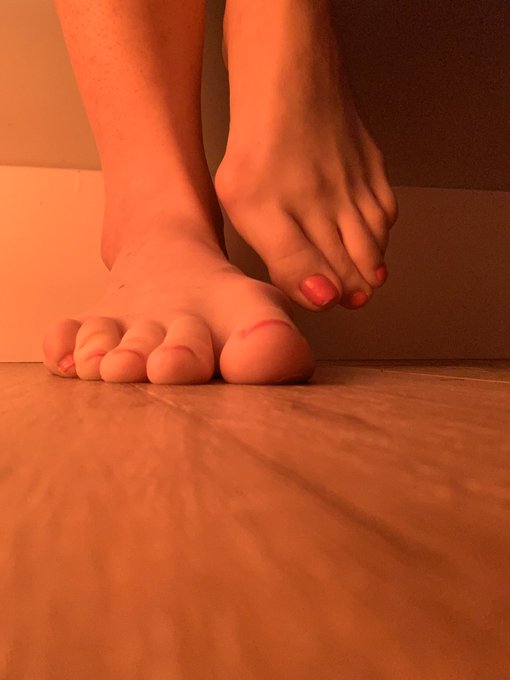 Moving to twitter after my insta keeps getting deleted... #smh https://t.co/vC2ECDnucE<a href="/tag/smh"class="tags"><span>#smh</span></a>