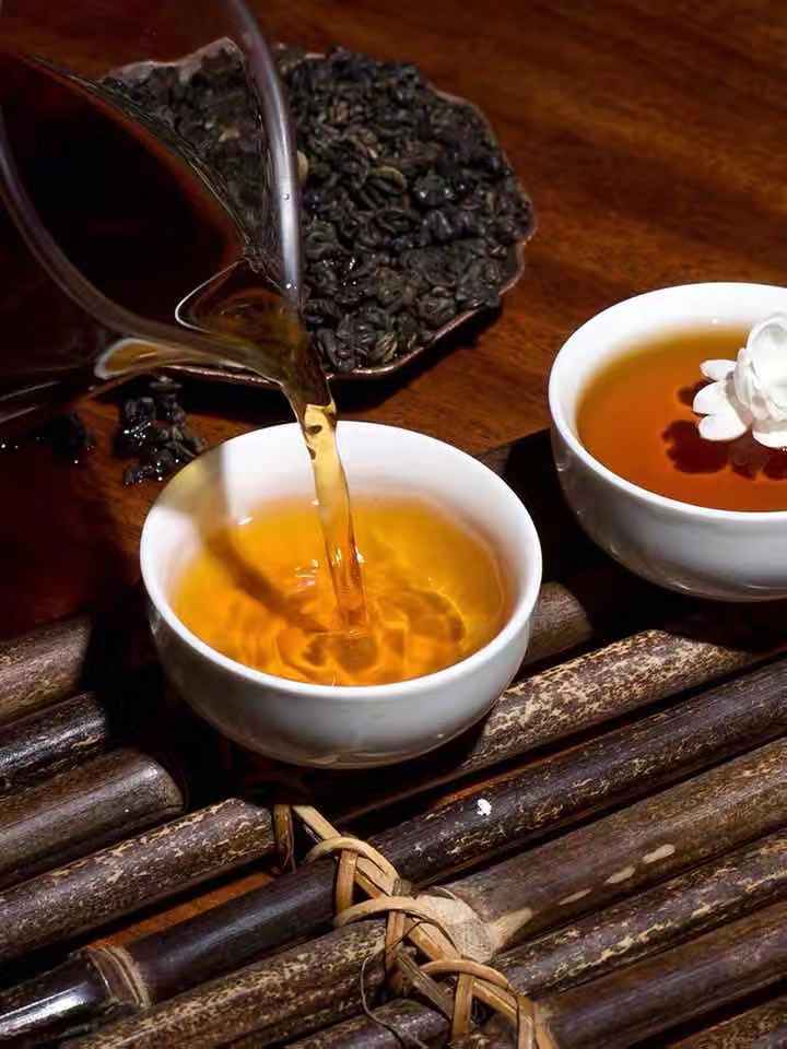 A cup of jasmine tea makes life better!!!