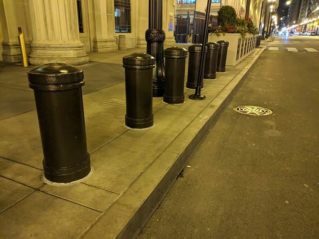Regardless of city, Federal buildings sport the burliest #bollards ift.tt/3ahGNmF