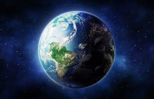 theRSfans's tweet image. Not to alarm anyone, but I finally found me and @rakshitshetty in the same picture ❤️