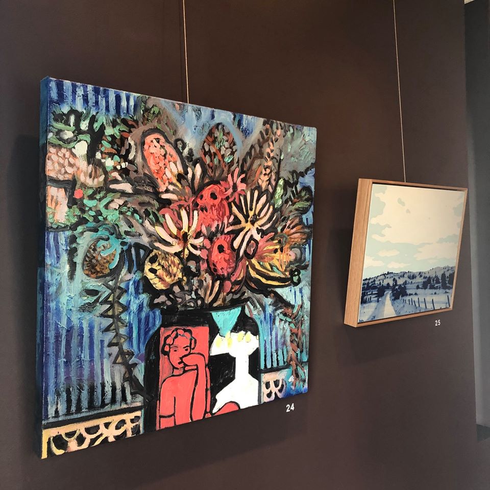 'Matisse Arrangement' by Sarah Hickey and 'Peppermint Sky' by Kristen Lethem hanging in the Paddington Gallery. Explore our Artist Showcase exhibition on our website: lethbridgegallery.com/exhibition/129