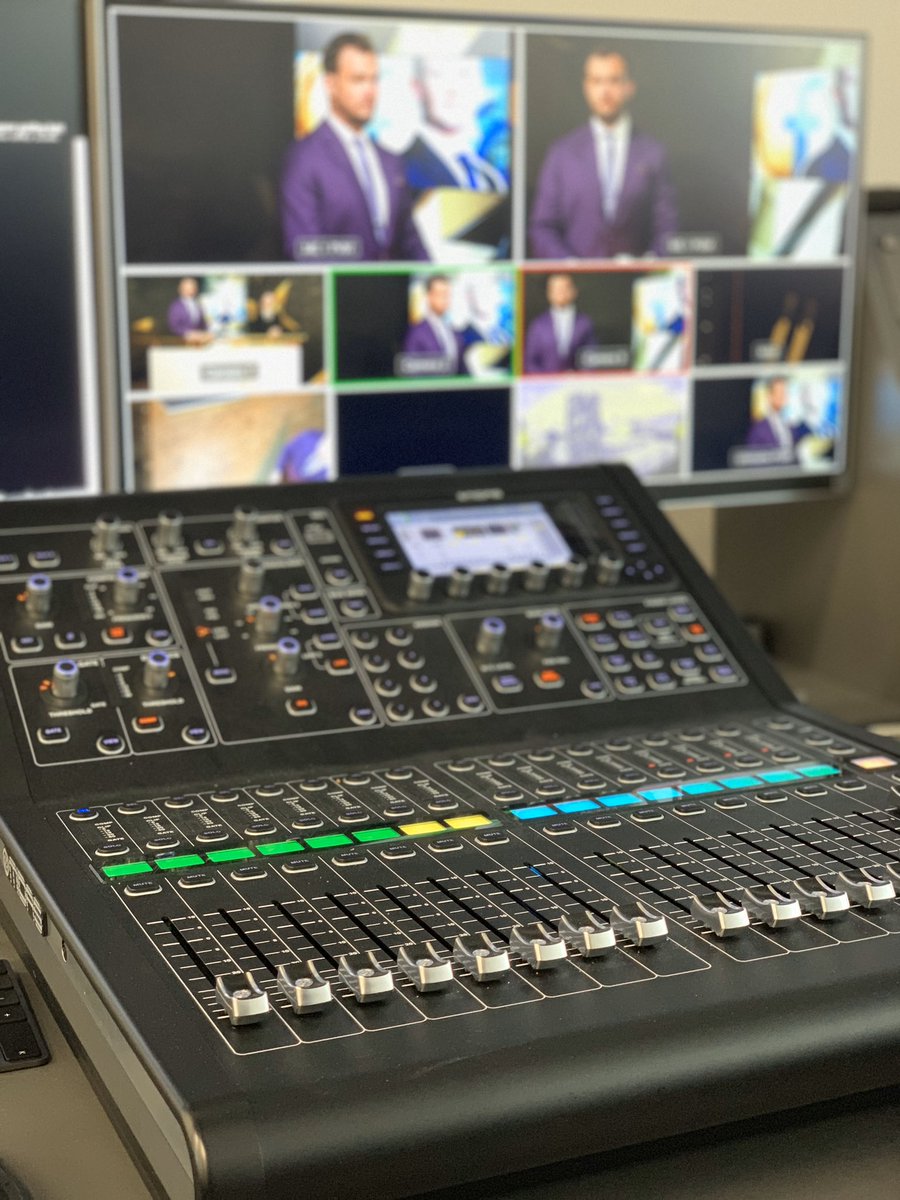 decentraLIVE's tweet photo. Testing 123 🎧🎬 #studio #bts #filming https://t.co/Cetd23e8W2
