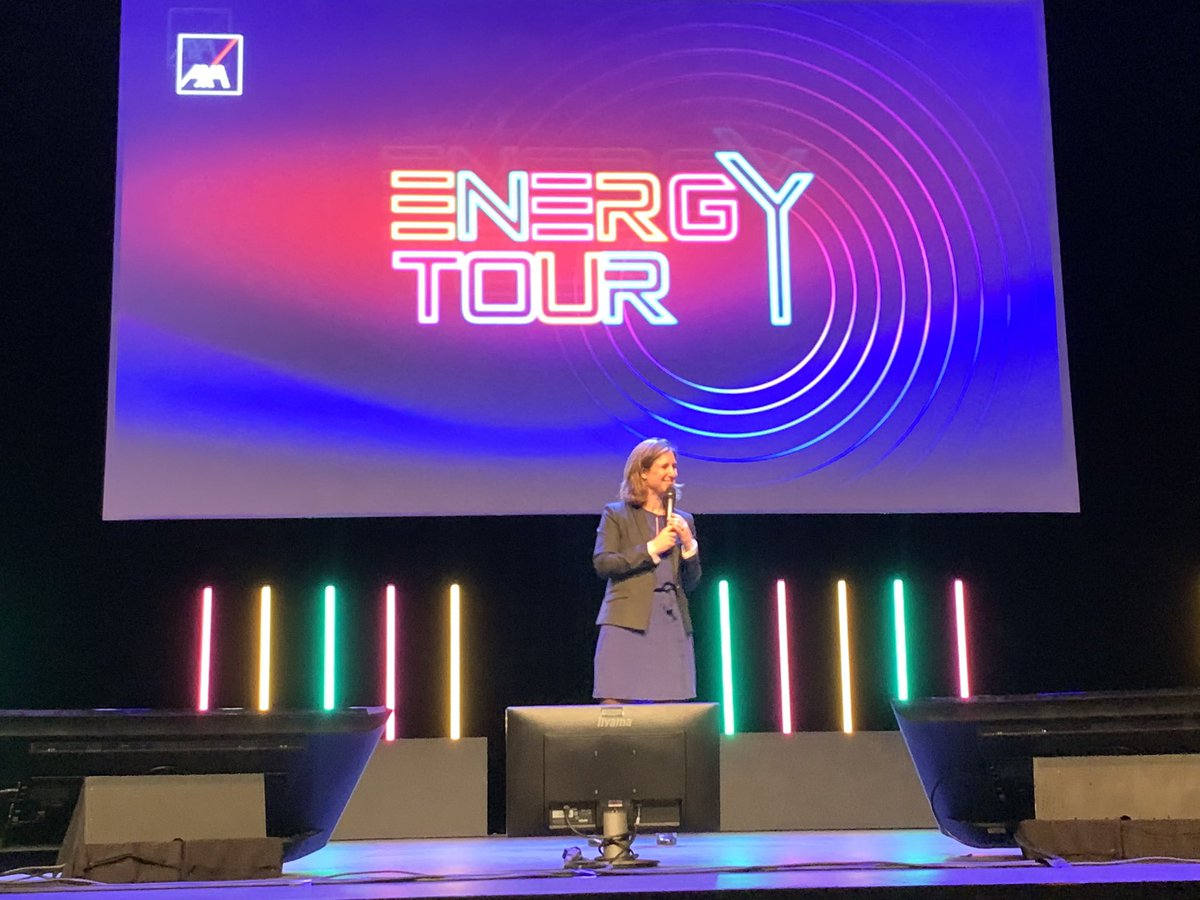 GeryM's tweet photo. #AXA #AssurBanque #EnergyTour Région Sud Est à Aix avec 600 Agents Généraux. Des super good news business pour 2020 en auto, habitation, santé, prévoyance, retraite et épargne... le tout en multi-équipement et prélèvement sur un compte bancaire AXA!  @guiborie @ChateletRichard https://t.co/4TeQRquTUK