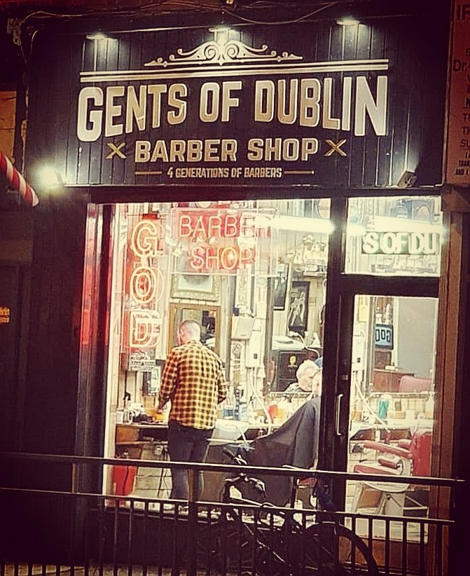 godbarbershop's tweet photo. Here's to the weekend Gents!
Stop by today and have yourself a G.O.D Friday.
The lads are in action until 7 pm this evening and tomorrow from 9 am - 5 pm..
_____________________________________________
#gentsofdublin #menatwork #4generationsofbarbers https://t.co/4qo52IGvVL