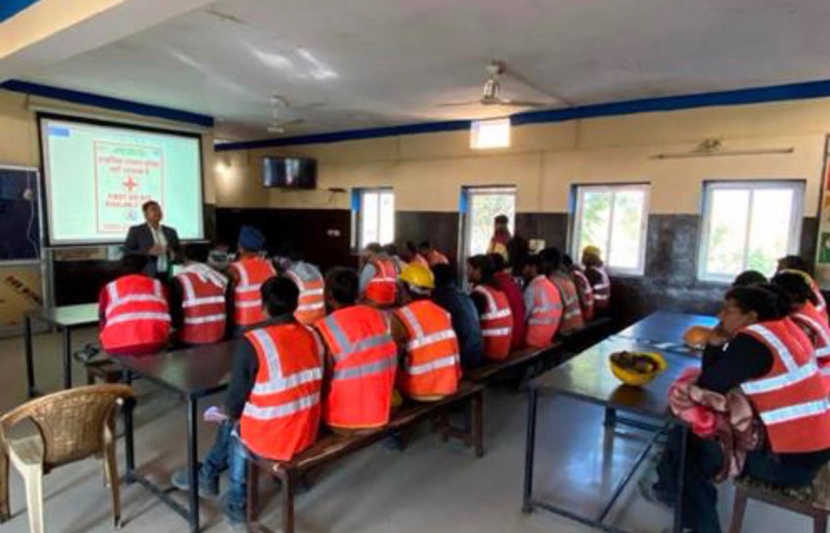 NuvocoVistas's tweet photo. #Nuvoco celebrates the #31stRoadSafetyWeek across all our offices and cement and ready-mix concrete plants through activities like #DefensiveDrivingTraining, #NukkadNataak, #BikeRally #RoadSafetyAwareness campaigns, etc.
#arasmeta #bhiwani #jojobera #sonadih #mejia #chittorgarh https://t.co/9hLvsTCEWu