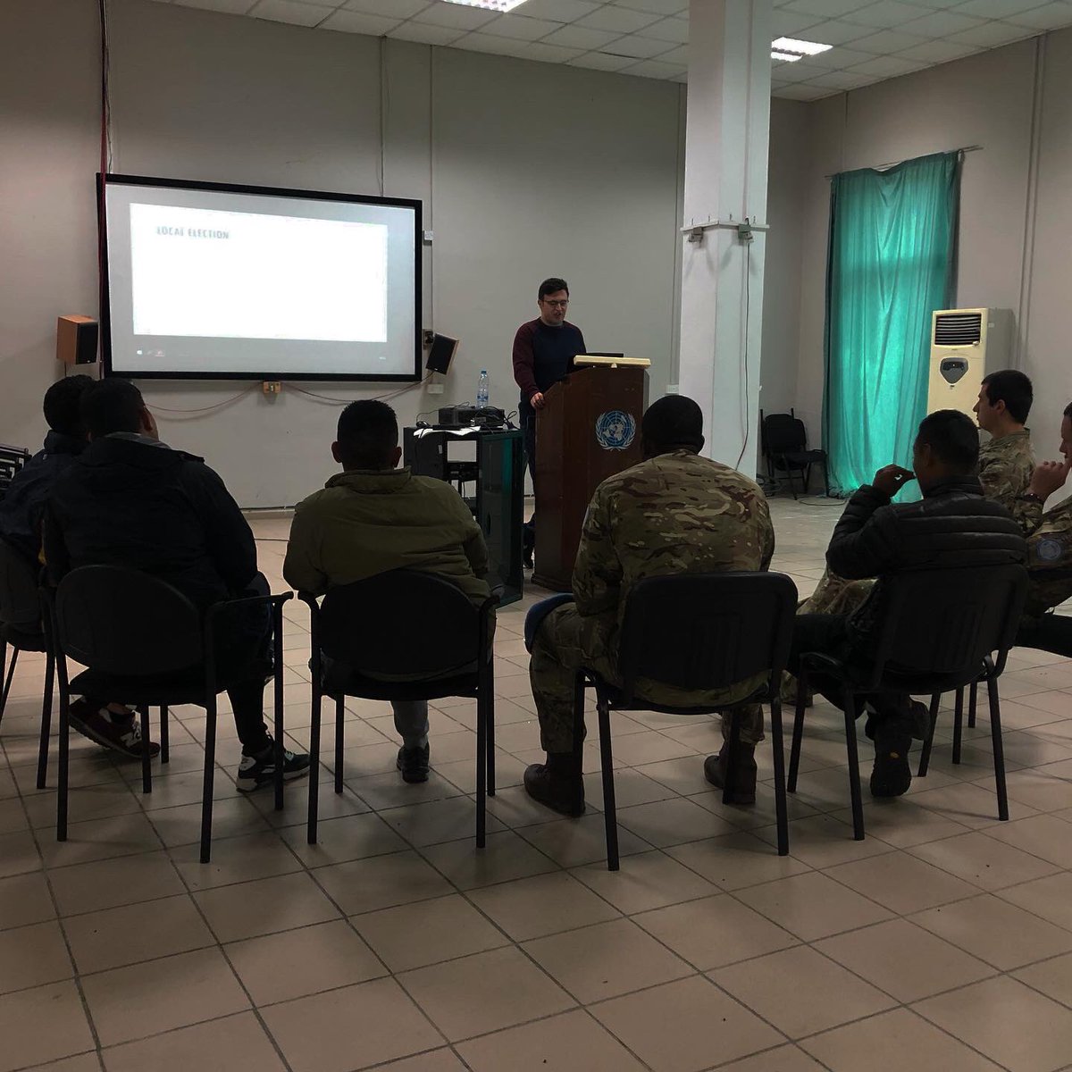Shazzisays's tweet photo. LCpl Pryce sharing his passion for Politics in a fun way #MaximisingPotential #TheArtOfThePossible #KnowledgeAppliedIsPower #TOSCA31 #ArmyConfidence @27RegimentRLC @91Rlc @InnovationArmy @hq_recruiting @UN_CYPRUS https://t.co/HTp1r8Mu0g