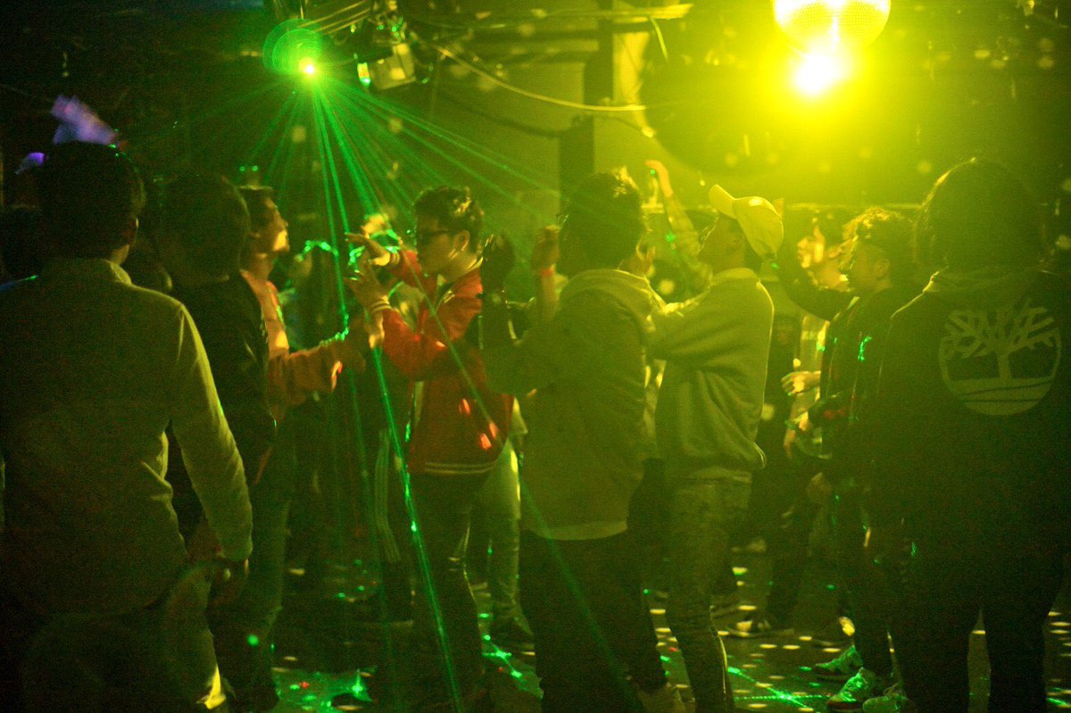 DjSyumi's tweet photo. ✨2020/1/25 (SAT) #長岡 #REGNO2 / #bangbangbang presents PARTY TRIVE #パティトラ
今回俺が主催する学生向けパーティーは学生はもちろん、一般の方も全然入れるので是非来てください😂
皆で酒飲んで曲聞いて優勝しよう🏆
#学生
#新潟
#長岡
#パーティー
#クラブ
#イベント https://t.co/drGdTt6y6D