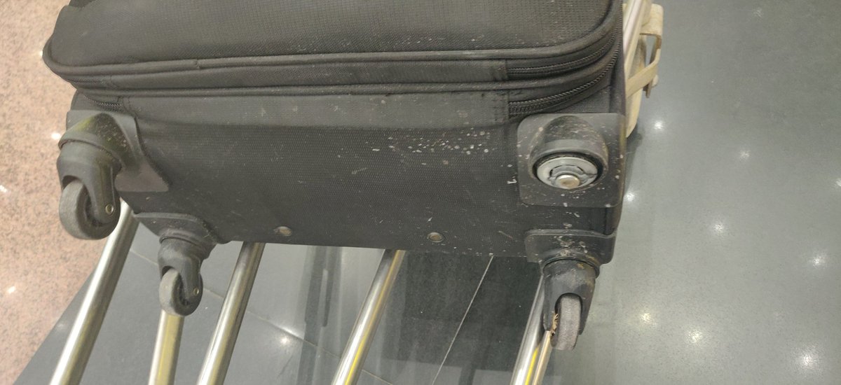 prashantgulat10's tweet photo. @IndiGo6E This how the indigo luggage loading team threats common travels baggage. Even after complaining , no regrets shown. 
Request to keep indigo as last option to air travel. https://t.co/W8AOd4iI86