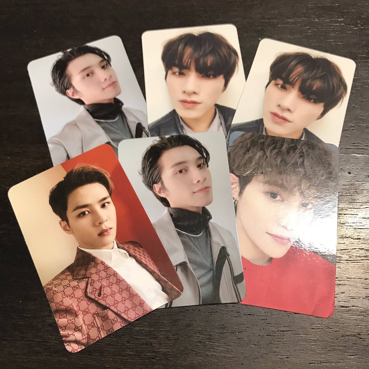 ISJ996's tweet photo. WTS READYSTOCK 
WAYV TAKE OFF PC

Help me clear these out

ALL SIX PCS $50
(not selling one, selling all at once)

+ free gifts (dm for more info)

✅ including shipping
✅ shipping worldwide

#yangyang #xiaojun #hendery #kun https://t.co/8JRDCNszoI