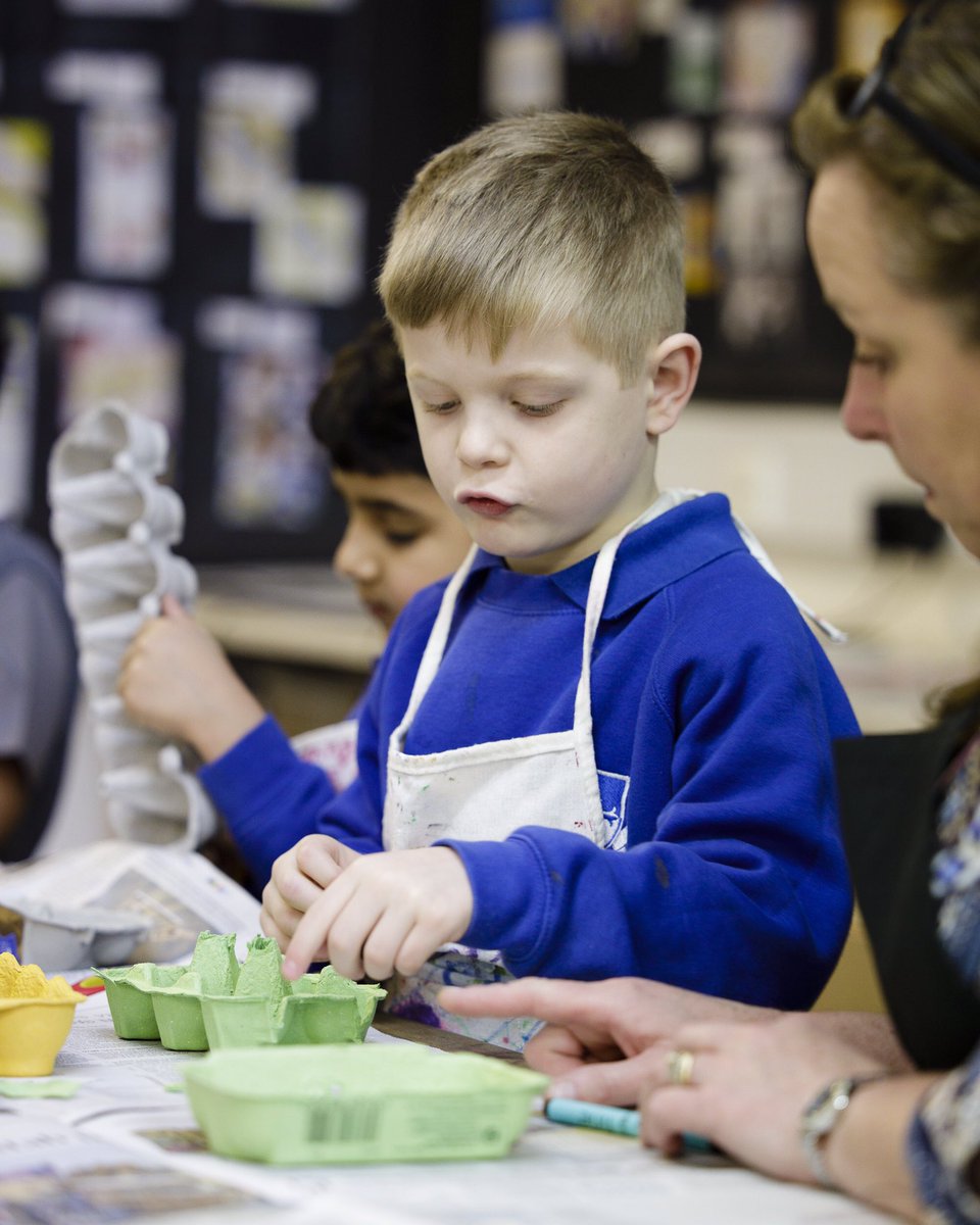 LHSPrep's tweet photo. Our early morning #Splodgers Club was back in full swing today. We are making faces using egg boxes! #creative #messy #fun #letyourimaginationgo
📸@Mand_davies5 https://t.co/OXqJjzFDvI