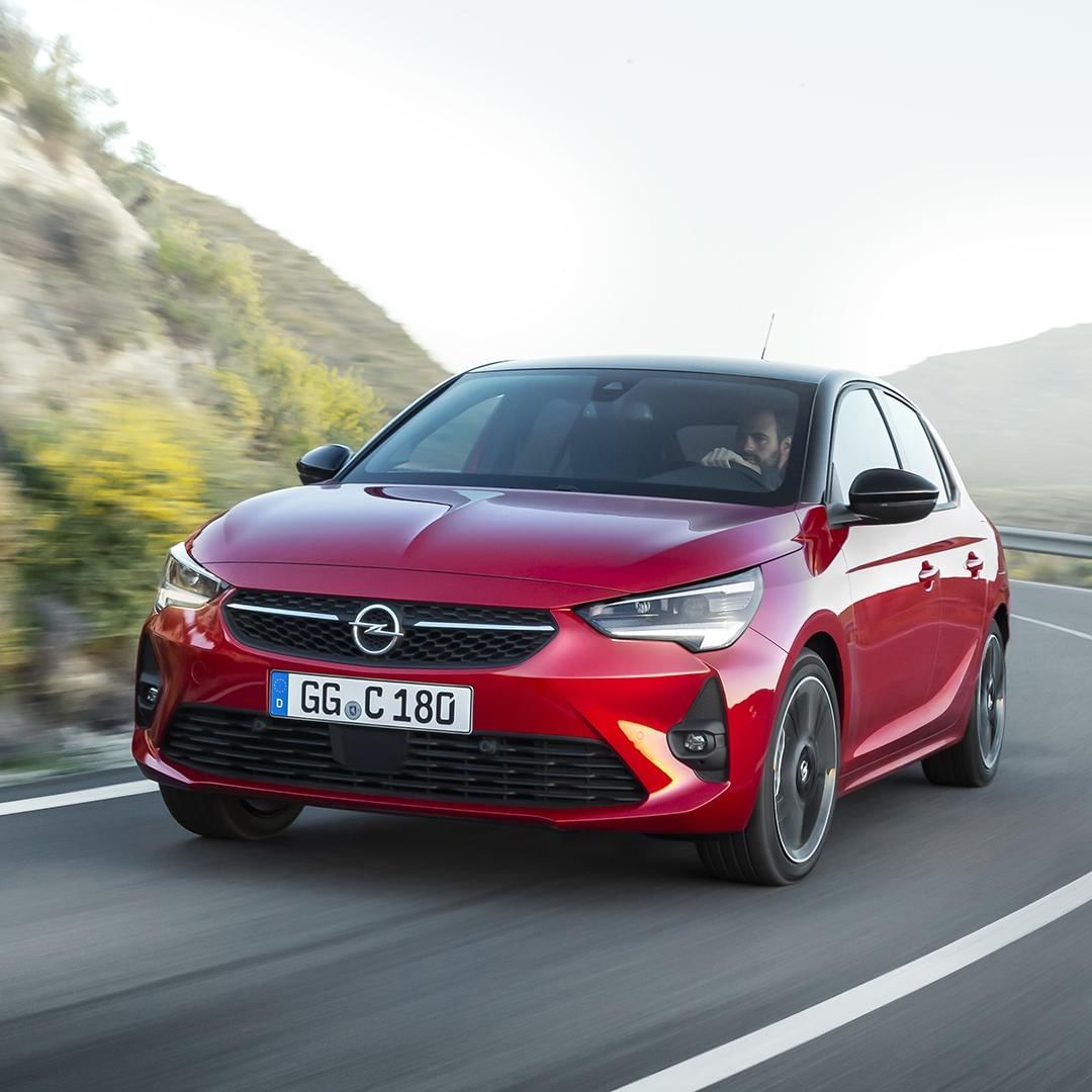 AcaiMotor's tweet photo. ¿Una cita ideal? Fin de semana, tu #OpelCorsa y tú 😉 Coméntanos dónde irías con él ✅ https://t.co/T5FBotGmOM