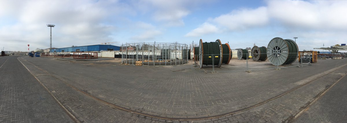 RhenusOffshore's tweet photo. **PICTURE OF THE WEEK**
Did you know we have a #cable facility in #Nordenham? Are you in need of cable #storage, #handling and #transportation? If so get in touch with the team today...
#logistics #offshorewind #vessel #Rhenus  #cabledrums #operations #supplybase #facility https://t.co/SkPRne5a5r