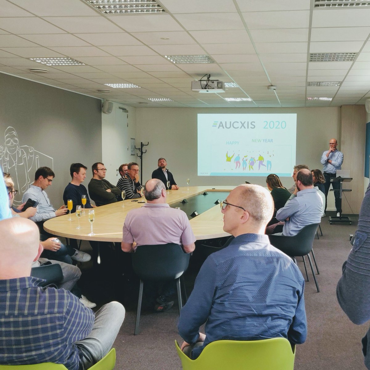 Here's to 2020, a promising year filled with brand-new chances and opportunities! #newyear #reception #colleagues #opportunities #cheers