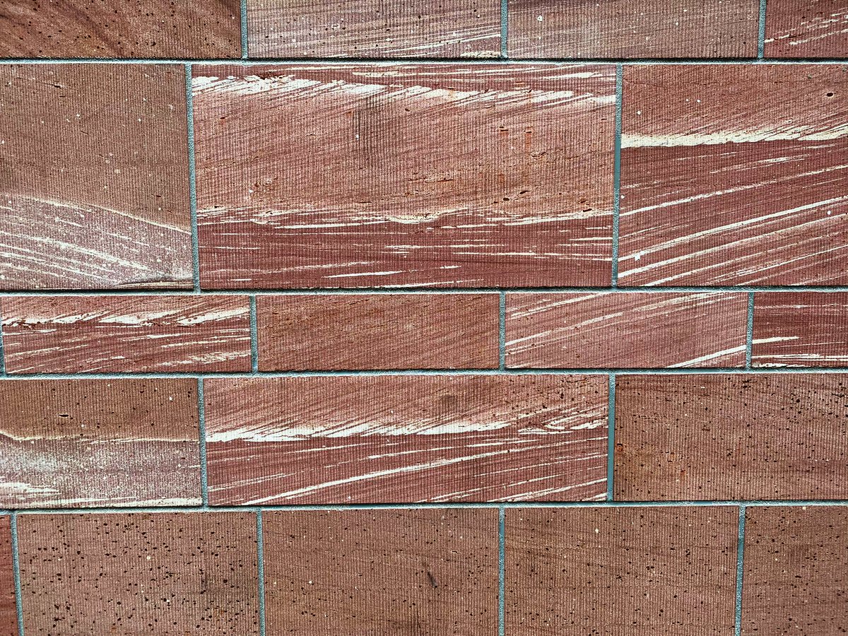 sirmiki5's tweet photo. Apologia del Triàssic inferior (Buntsandstein al continent eropeu, o Bunter a UK) en forma d’arquitectura @ Frankfurt am Main
#GermanicTrias #lithostratigraphy #triassic #geology #facies #germanicfacies #germanicbasin #clastics #sandstone #redbeds #sedimentology https://t.co/F6yYWxT5eZ