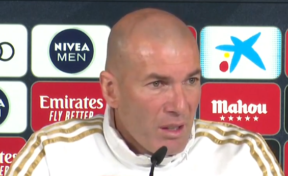 elchiringuitotv's tweet photo. 🔴🎙️ ZIDANE: "Espero que el Bernabéu reciba bien a Lopetegui. Es uno de la casa". https://t.co/J3IXclWP5F
