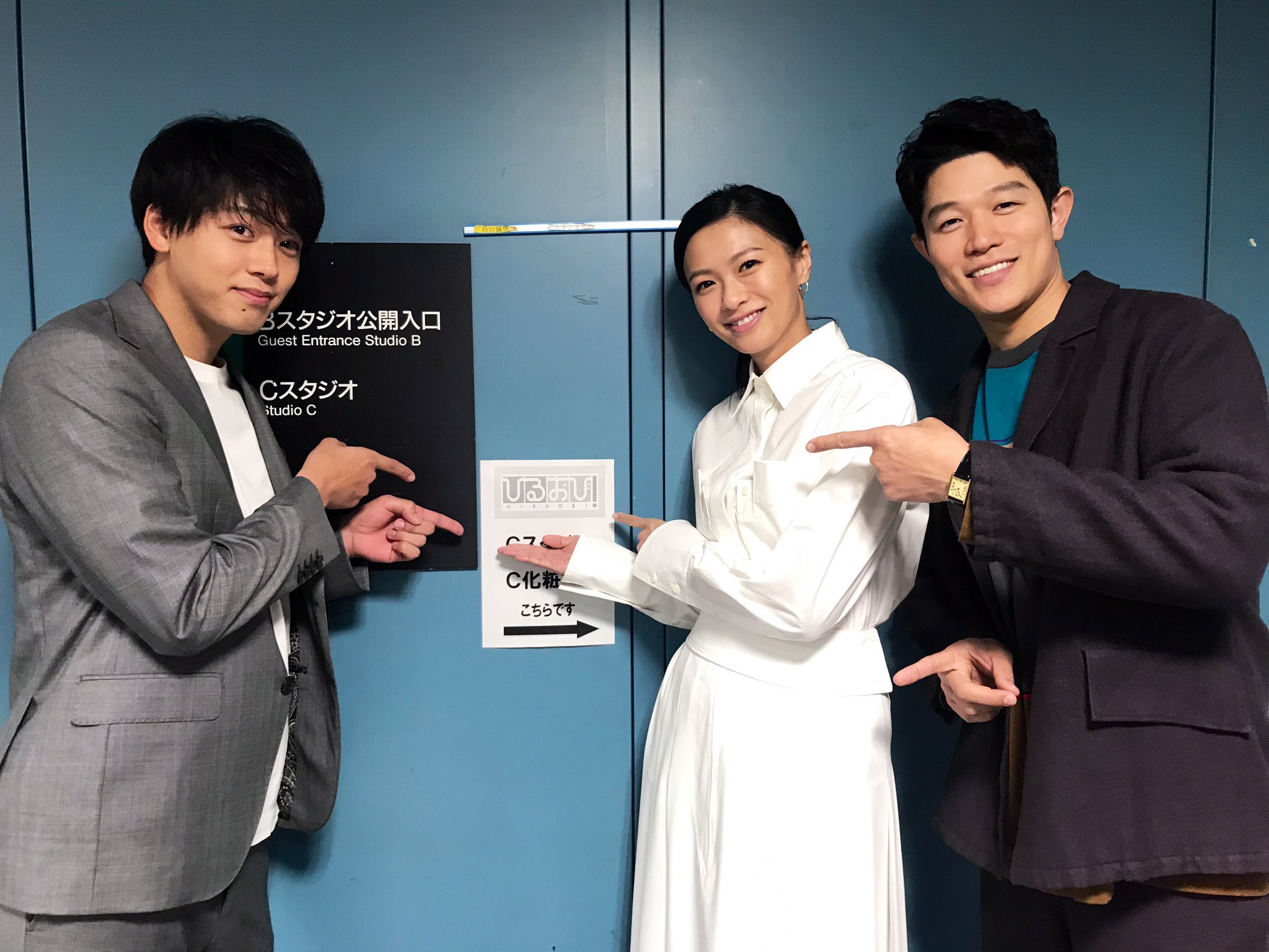 え ぬ こ 竹内涼真くんと鈴木亮平さんに挟まれても違和感ない榮倉奈々ちゃん すごい 高身長家族 T Co Zzgeuqrfnh Twitter