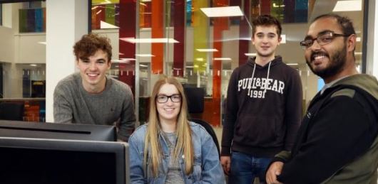 paul_terrington's tweet photo. Great to see @farrar_louise in  @thetimes talking about the uptake in student #apprenticeships. In 2019, @PwC_UK took 160 apprenticeships at level 4 (~ a foundation deg.) &amp; 120 apprenticeships at level 6 (~bachelor’s). Check out our opportunities https://t.co/pwDNWlwAxQ https://t.co/C6zhNjubP4