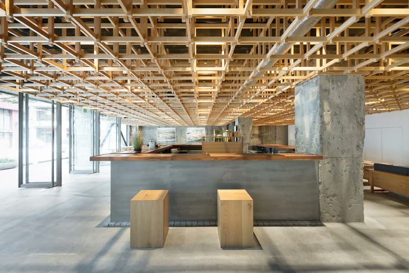 MTC_twt's tweet photo. Look at the timber grid ceiling at Yusuke Seki Kumu Hotel in Kanazawa, Japan. Wood is INSPIRATION!
📸: Takumi Ota
#aCaseForTimber #TimberArchitecture #WoodNaturallyBetter #TimberInspiration #kayukita https://t.co/8UBUH10i8i