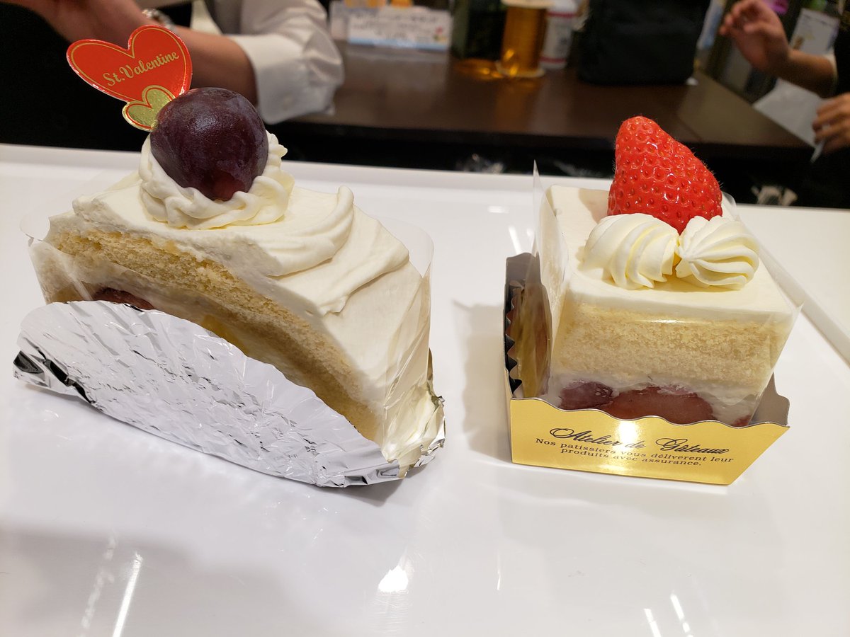Mami Endo Pr Branding Pr Producer Twitterren 今週のケーキ 美味しいフルーツなら千疋屋で 渋谷 ヒカリエ限定ロールケーキとショートケーキ を