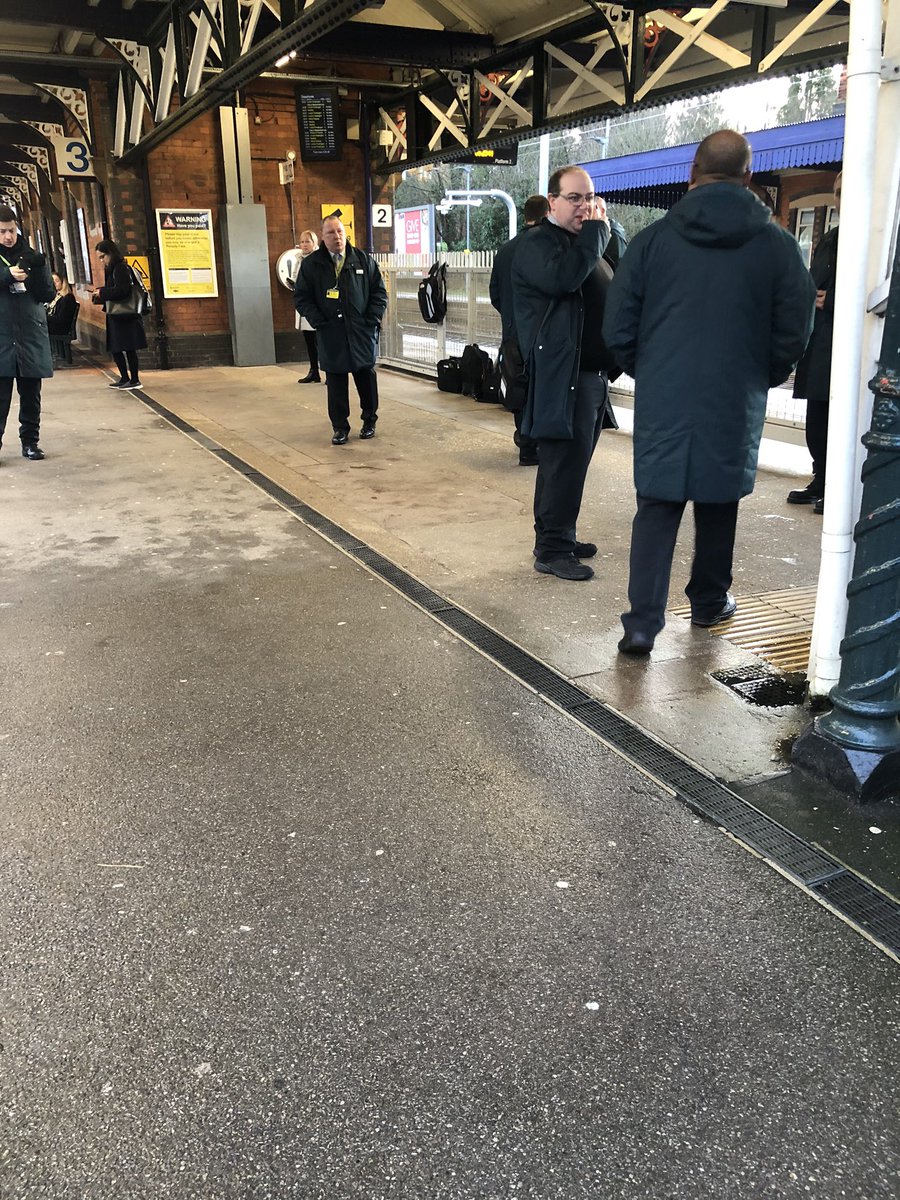 GWR has flooded Twyford station with ticket inspectors. They seem disappointed that everyone now has the Trainline mobile app (because the ticket office queue is too big) and there are no fines to issue!