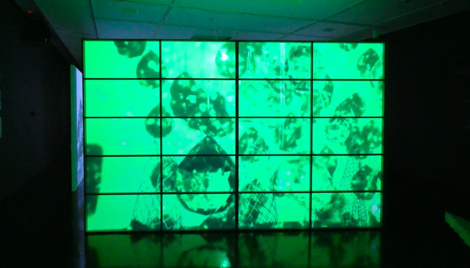 yrysdyr's tweet photo. January 10, 2020. 
Kyoto City University of Arts Art Gallery @KCUA (Kyoto, Japan)
"Joan Jonas Five Rooms For Kyoto: 1972–2019"
https://t.co/NkOWwBEWz6
#gallery_aKCUA #JoanJonas https://t.co/yoFFT647Sv
