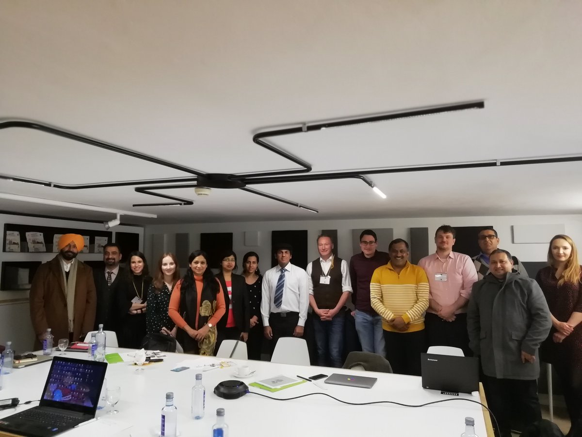 USC_SRE's tweet photo. In the framework of #ENPRENDIA project, after the training to enhance feminine entrepeneurship in India, a management meeting took place in the International Office of @UniversidadeUSC. In behalf of @USC_SRE it was a pleasure to host you all!! 👏👏 https://t.co/KRV5WIvqAB