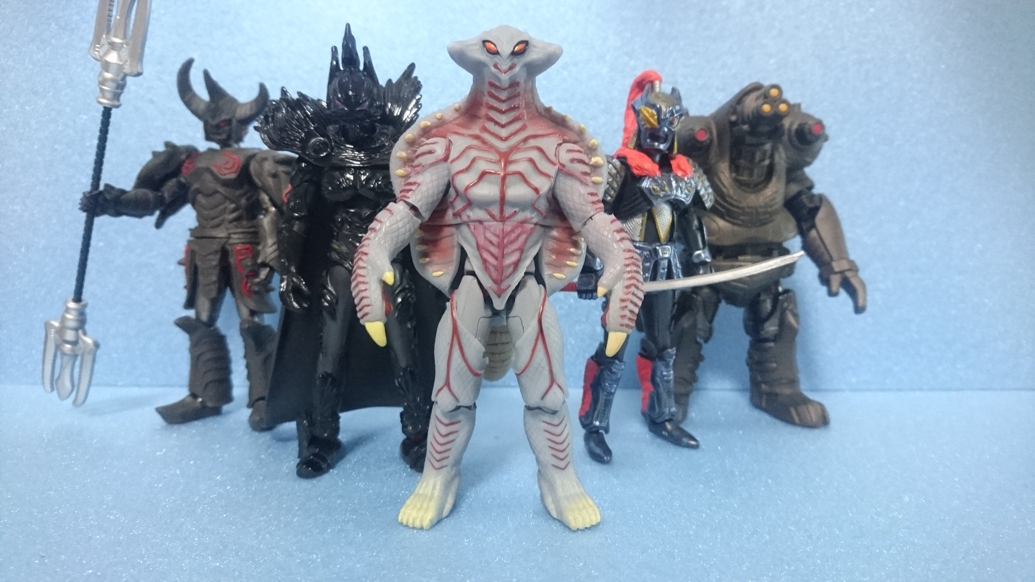 ウルトラマン　フィギュア メカザム・アーマードダークネス・エンペラ星人　クリア ウルトラマン フィギュア メカザム・アーマードダークネス