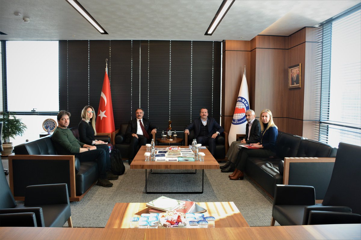 nevukurumsal's tweet photo. Nevşehir Hacı Bektaş Veli Üniversitesi (NEVÜ) Rektörü Prof. Dr. @mazharbagli, "Bektaşilik ve Sarı Saltuk" Temalı Uluslararası Sempozyum Planlama Toplantısına Katıldı.
https://t.co/3f4yFSqLk2
#NEVÜ #AraBul https://t.co/QKw9xu4FCm