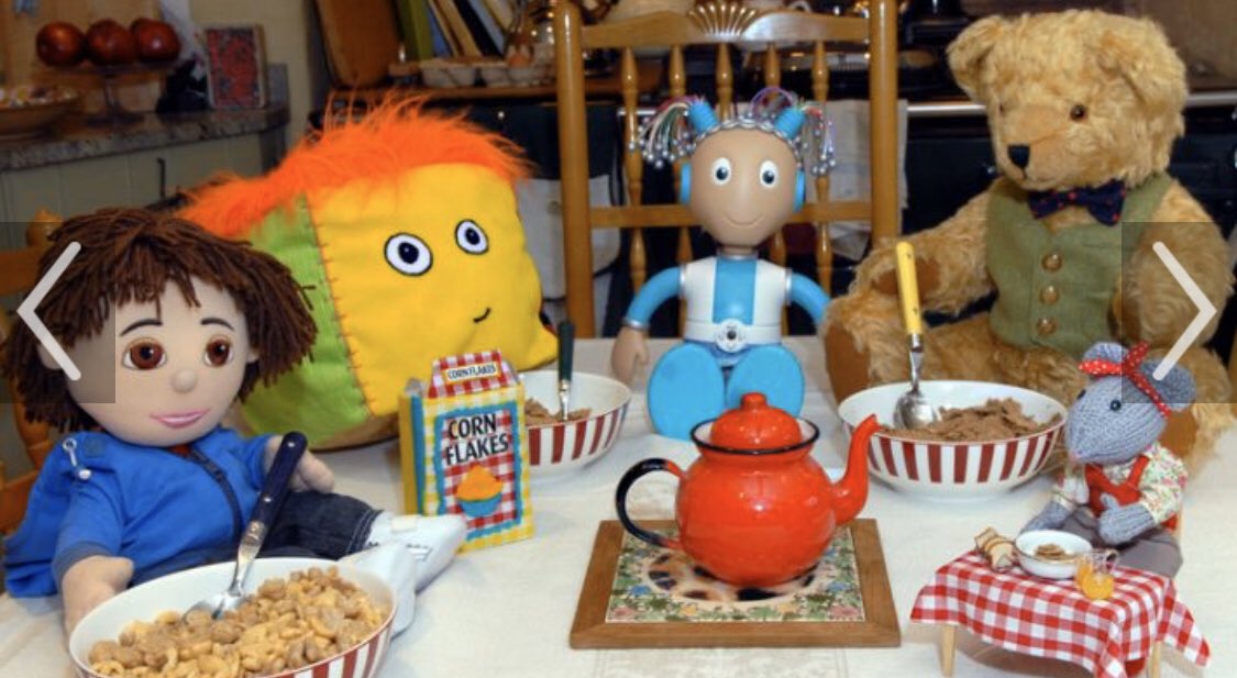realchrisjarvis's tweet photo. Thanks Iain! Back for breakfast tomorrow @CBeebiesHQ
#showmeshowme https://t.co/hQQqce6KGo