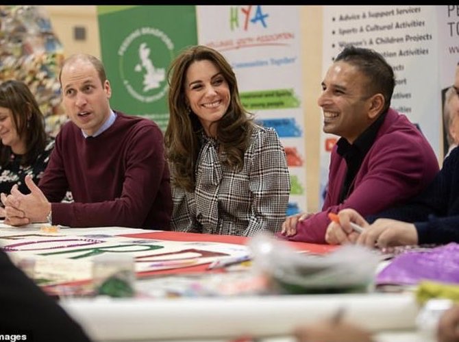 HumayunislamBFD's tweet photo. Moments like these don’t come to often....sitting next to the future King &amp; Queen discussing projects such as the Bangla Bantams &amp; the positive impact on the community! All smiles &amp; priceless moments. Thank you @nearneighbours #RoyalVisitBradford https://t.co/2xXQO68TqM