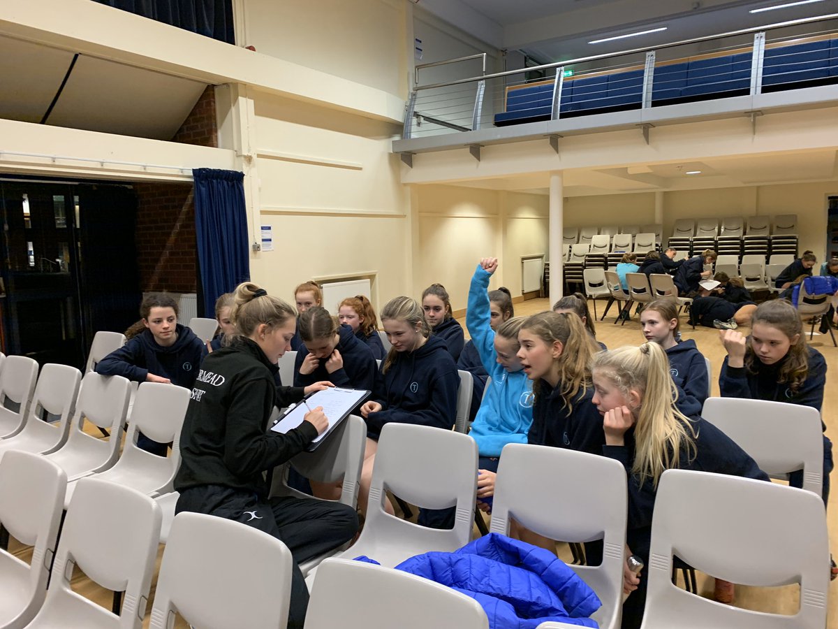 Tormead_Sport's tweet photo. Not to be deterred by the rain the U12/U13/U14 and U15 netballers all got involved in a collaborative team strategy and performance review followed by some match analysis #HPLedu #fluentthinking #goodtotalk https://t.co/rV12pxRAPK
