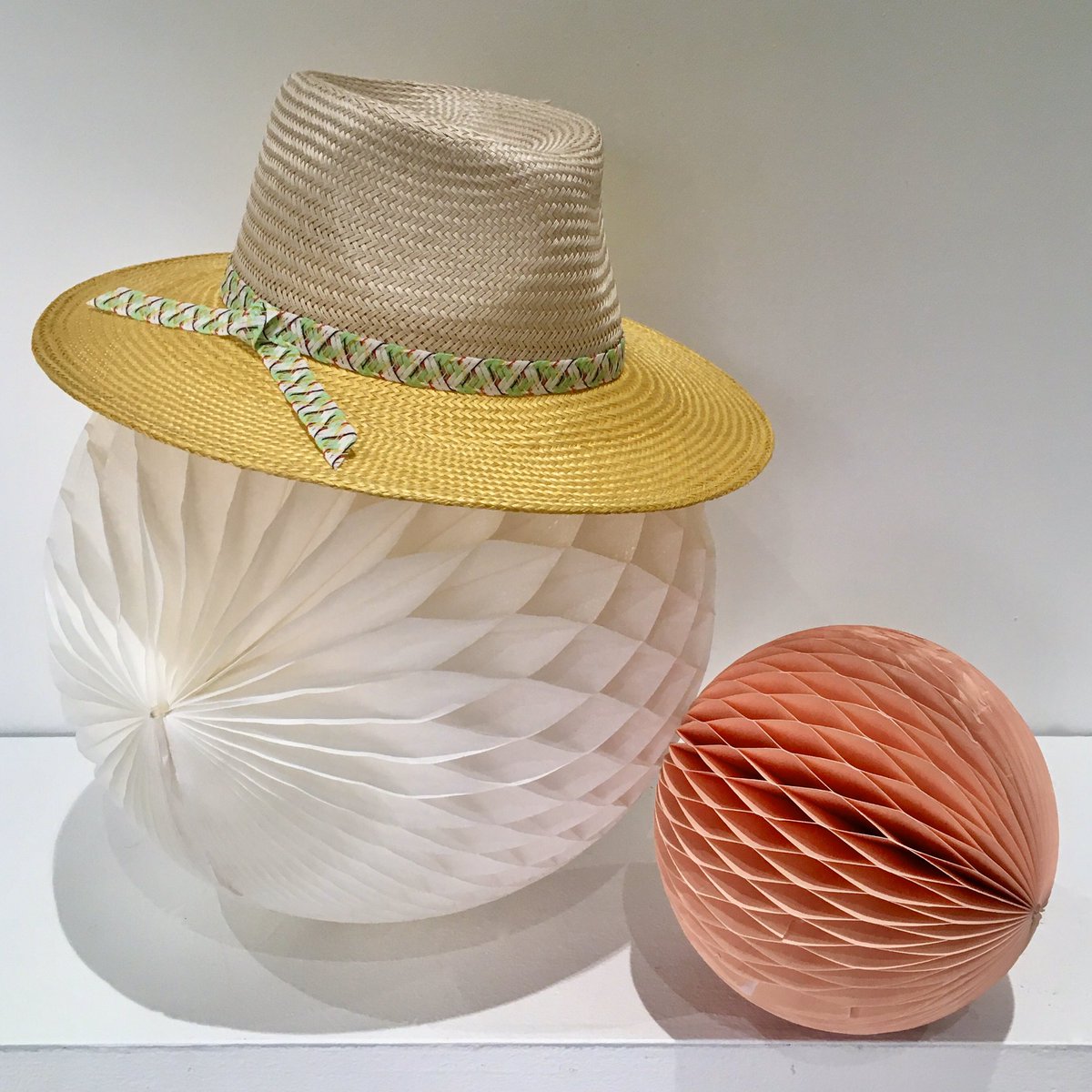 LisaHMillinery's tweet photo. Let’s get some bids going! #milliners4recovery Bidding has started and ends at 5pm AESST 21/1/20. Bid in comments. Winning bidder will pay direct to @FundGippsland.
For details https://t.co/VHaBJPxrSE… @MillineryAust https://t.co/3t46RPvoTY