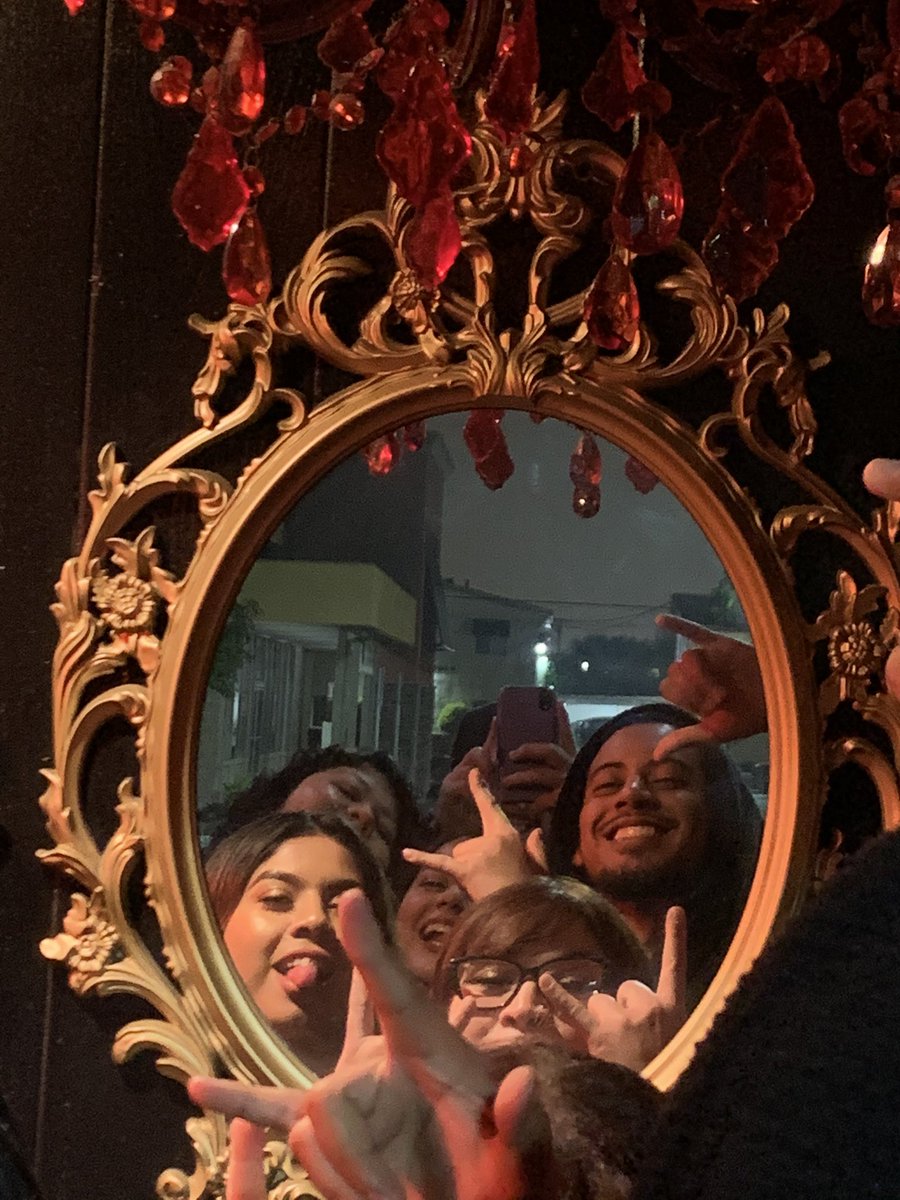mamasjames's tweet photo. Being a real ass friend always pays off people.  I have the best people around me, choose your friends wisely #goodbye26 https://t.co/BtxNJWKrCy