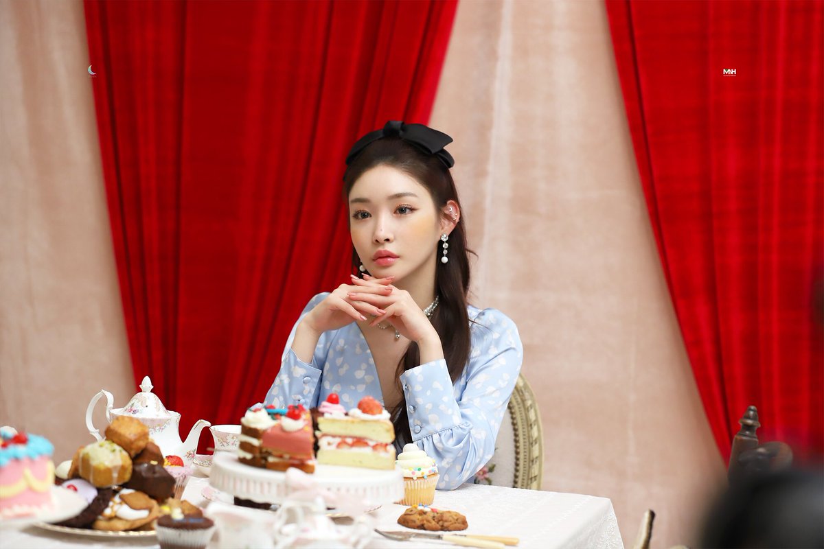 CHUNGHA THAILAND #IOI_10th🍦 tweet media