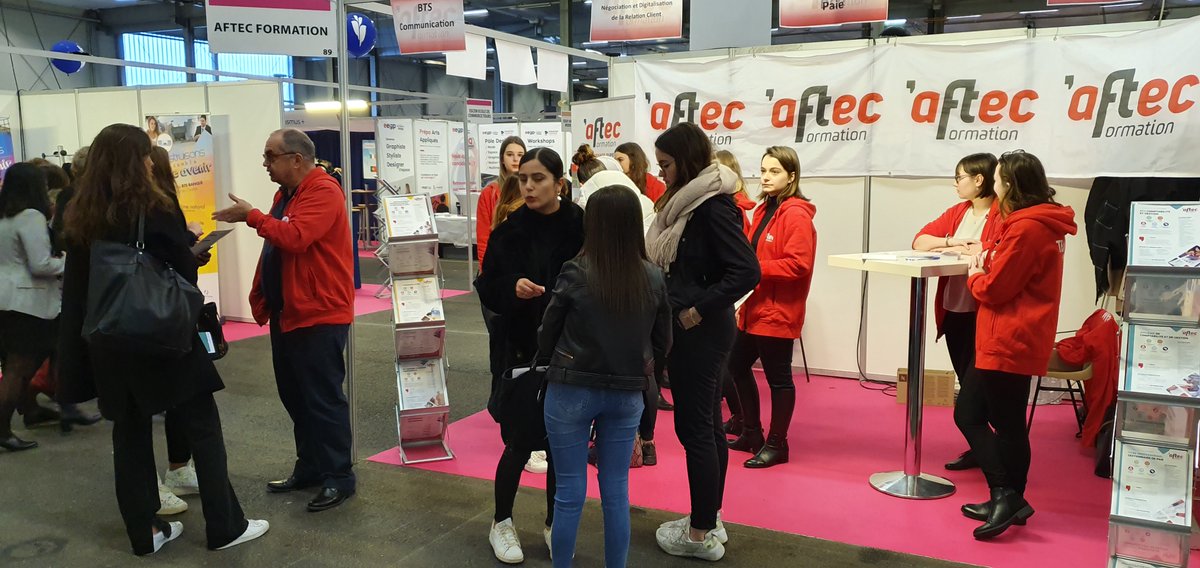 formationaftec's tweet photo. [FORUM DE L'ORIENTATION]
Toute l'équipe d'AFTEC FORMATION vous accueille pendant deux jours au #Parc des #Expos de Tours pour répondre à toutes vos questions ! 🎓😉

#aftec #formationaftec #apprentissage #orleans #tours https://t.co/uLI3erzxaC