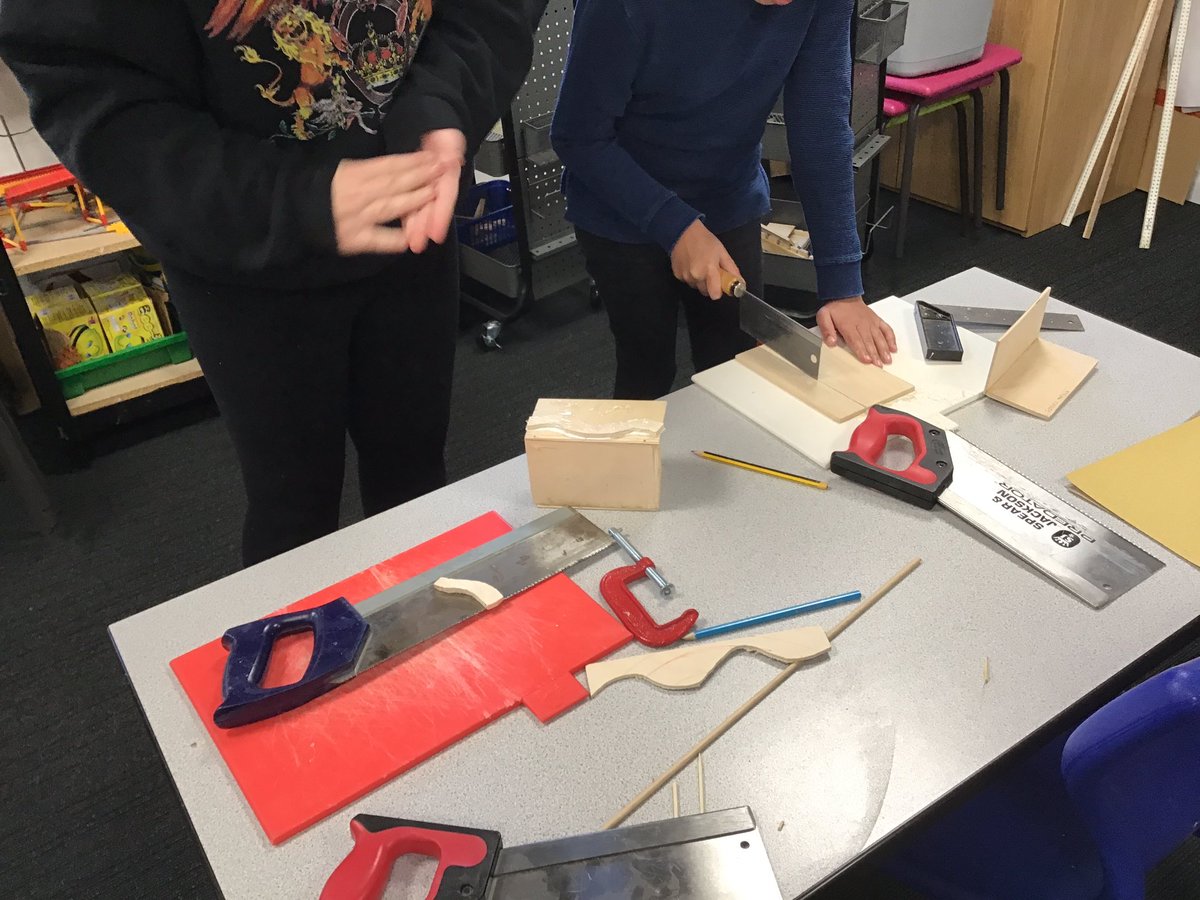 ACSEghamDigital's tweet photo. Grade 5 maker skills take two! @ACSEghamDigital @ACSEgham #makerspace #thinkingskills @lou2560 https://t.co/BDhaJ7BQhq