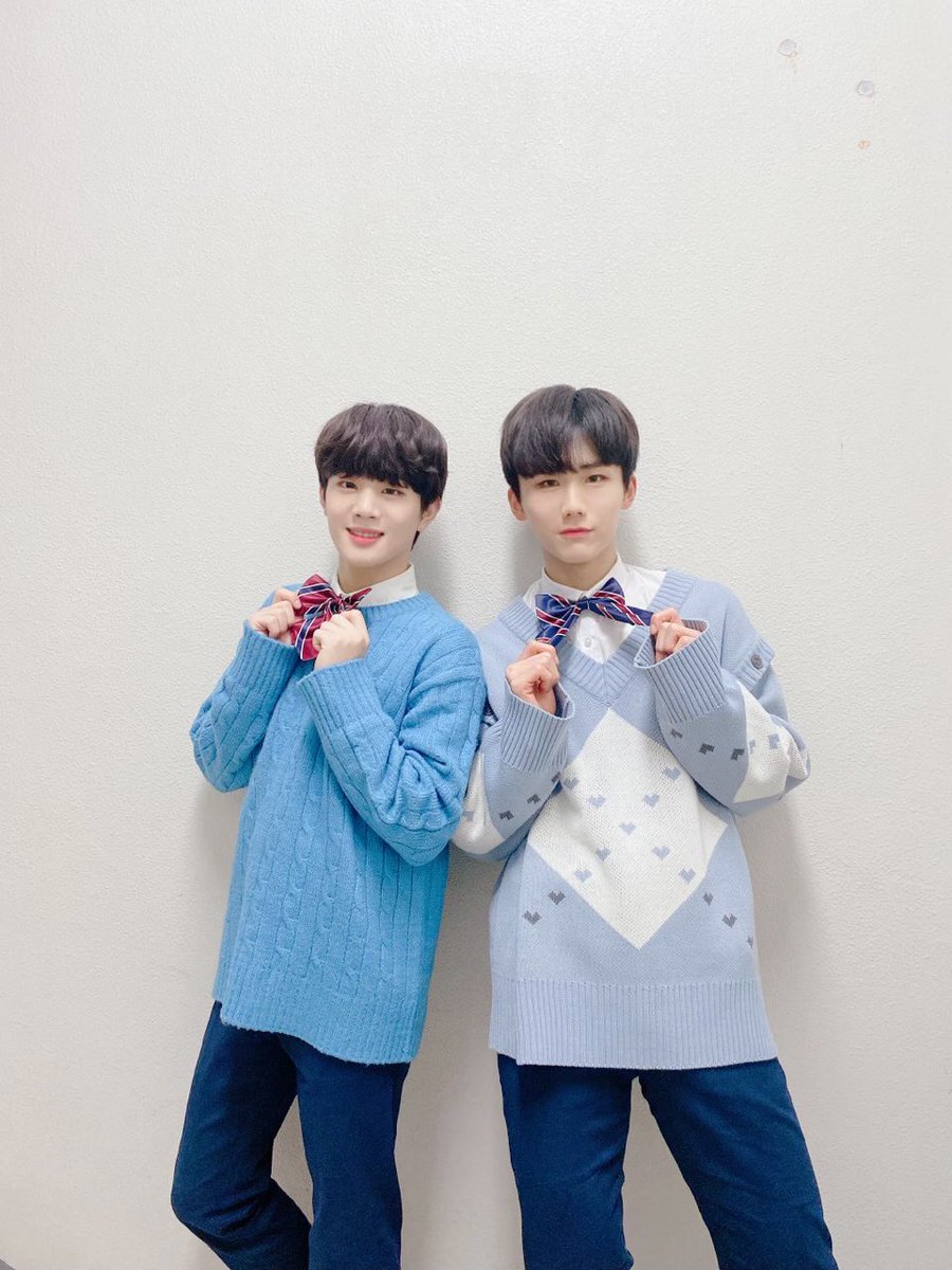 dkz_dy's tweet photo. #JONGHYEONG
문익이형이랑 함께 참여한 지코 선배님의 아무노래 챌린지 다들 보셨나요?🤩 오늘도 동키즈와 함께해줘서 고마워요 ❤️💙

#동키즈 #아무노래챌린지 #지코선배님 
#AnysongChallenge #Zico #문익 #종형 https://t.co/S4cxWFX8gn