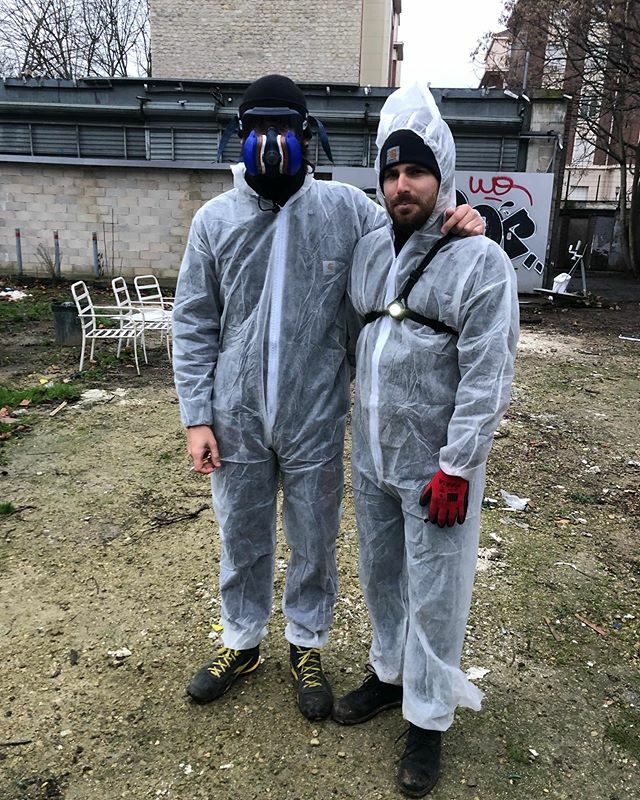 fortrecup's tweet photo. Equipé pour un grand nettoyage @henrifrncs / @roman_azar / @silent_places / @domtappy / @bernard_viret #fortrecup #fortaubervilliers #fortdaubervilliers #aubervilliers #paris #grandparis #urbex #recup #urbanismetransitoire #friche #tierslieux #nettoyage #diy #combi #protecti… https://t.co/VGymJEPW4C