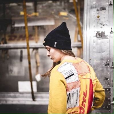 Photographers, models, stylists, bloggers and influencers running wild at the <a href="/DHLGlobal/">DHL Group</a> Drehkreuz in Leipzig, Germany 🔥🔥🔥 

#DHLFashion #DHLHub #DHL #DHLStyle #RedAndYellow 
📷 Miamarthanna