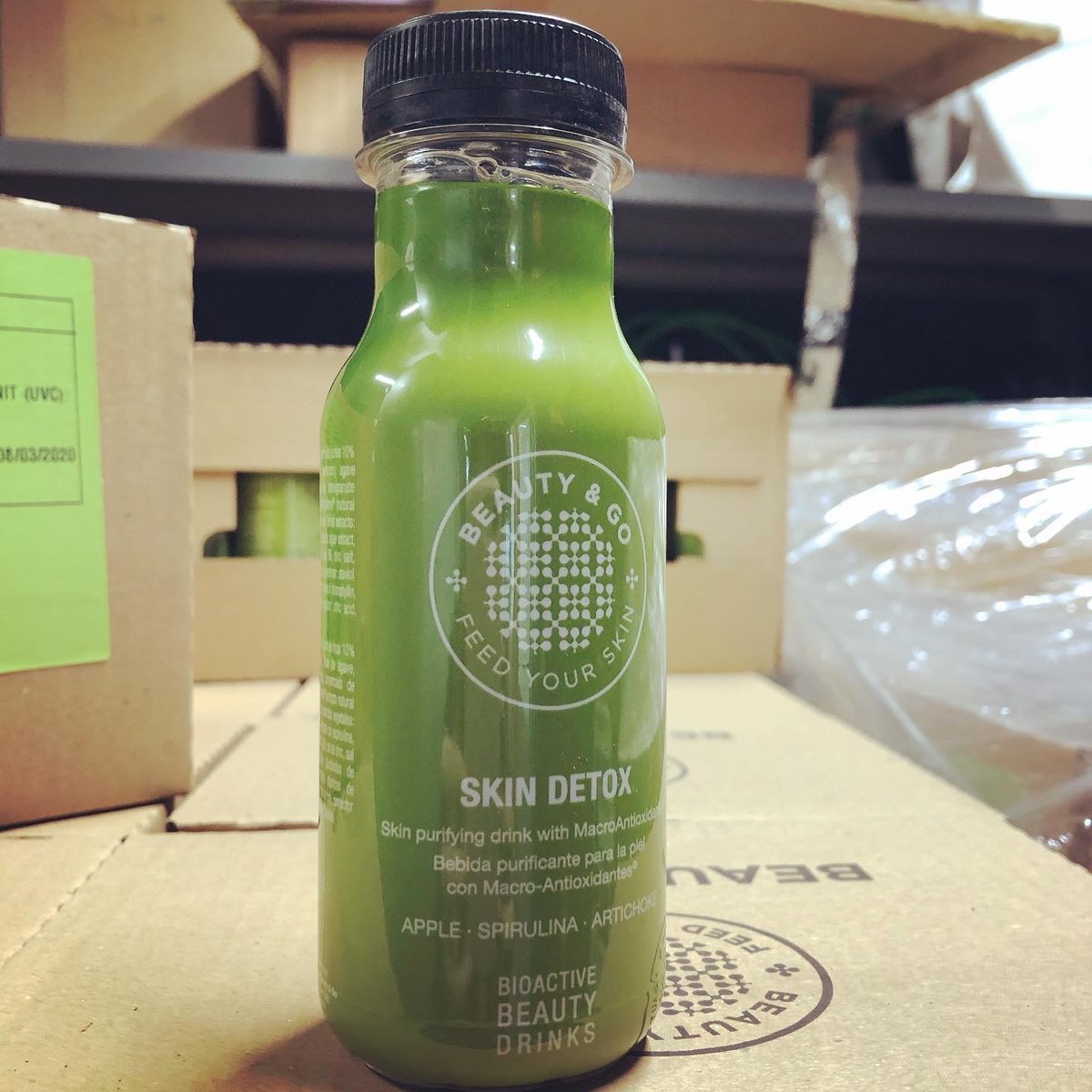Thank you <a href="/mybeautyandgo/">Beauty & Go</a> for offering free samples of your delicious and #healthy #skindetox juices to our students! What a great way to start a Friday #friyay <a href="/ESADE/">Esade</a>