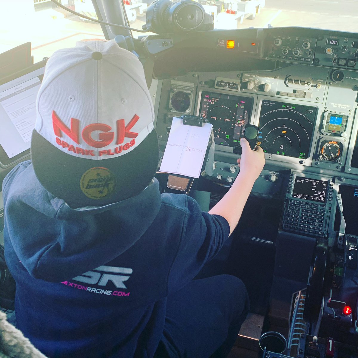 freddiehousley's tweet photo. Thanks @jet2tweets she’s fast! 💨💨 #flyingfred #jet2 https://t.co/HnFNpB9osW