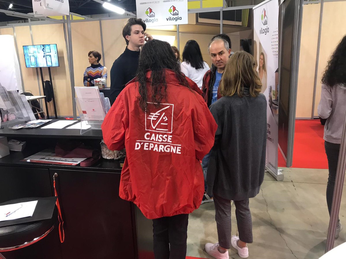 Salon du lycéen et de l'Etudiant #Marseille👩‍🎓
C'est parti pour 2 jours de rencontres et d'accompagnement avec les jeunes de <a href="/MaRegionSud/">Région Sud</a>. La #CEPAC s'est associée à <a href="/Sortiedamphi/">Sortie d'amphi</a>, en réponse au besoin indissociable des étudiants,  de lier vie étudiante et budget.  #VousEtreUtile